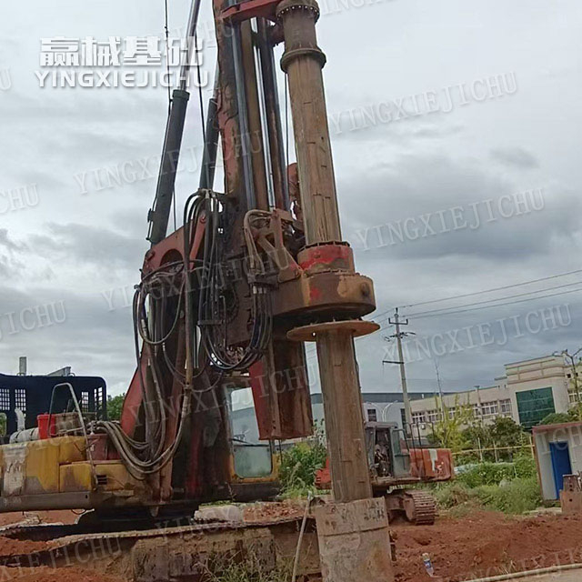 Stable hole-forming quality Strong anti-overturning capability SR250 Rotary drill rig