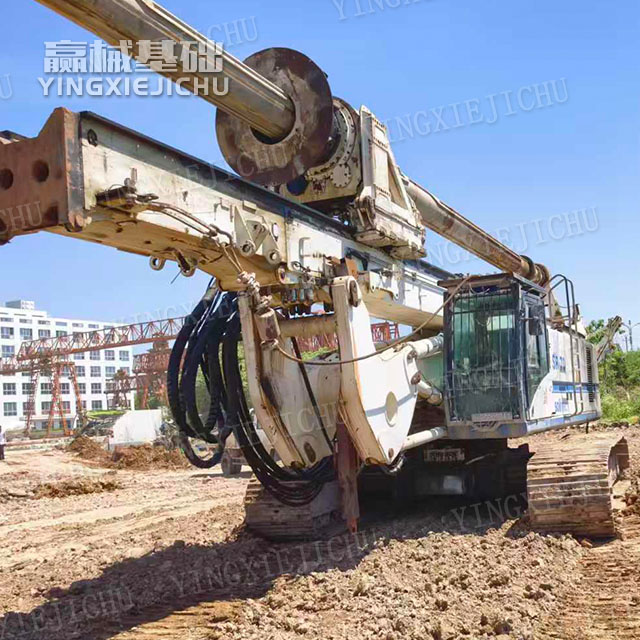 Fast dynamic response Single-hole efficiency is high SR70 Rotary Drill Rig