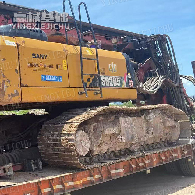 Strong construction capability Construction in complex terrain SR155-C10 Rotary Drill Rig