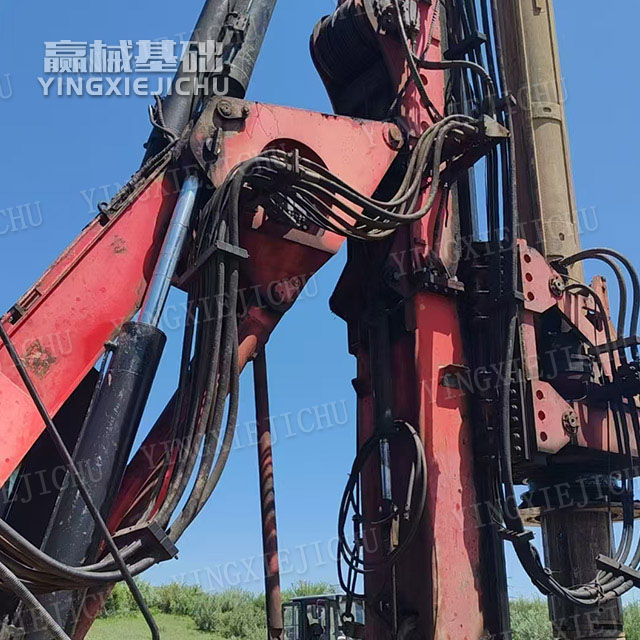 Impact resistance Powerful performance Construction in complex terrain SR280 Rotary drilling rig