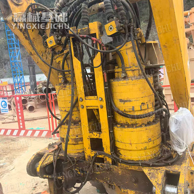 Construction in complex terrain High degree of intelligence BG38 Rotary Drill Rig