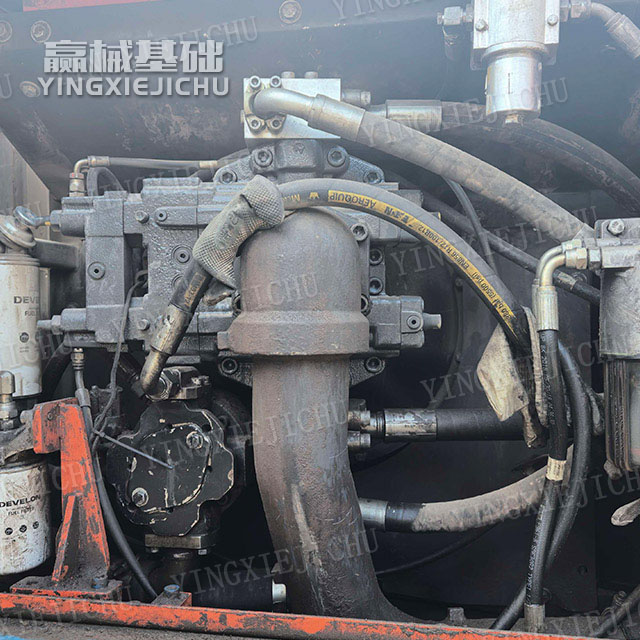 Ample power reserve Good trafficability Strong adaptability YTR230 Rotary Drill Rig
