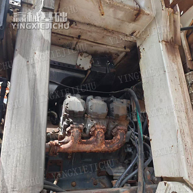 Sufficient torque Strong adaptability to working conditions SR70 Rotary Drill Rig