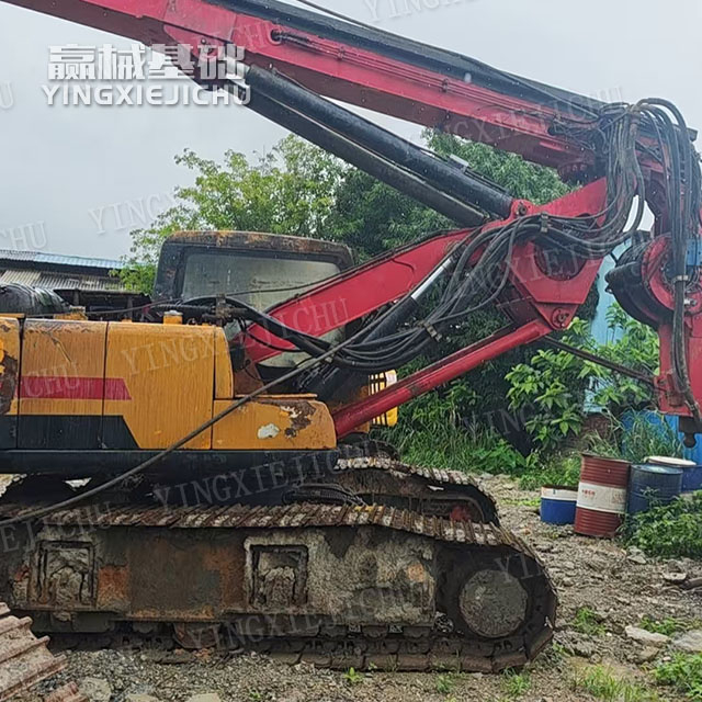 Dynamic stability Automatic soil dumping High overall efficiency SR150 Rotary Drill