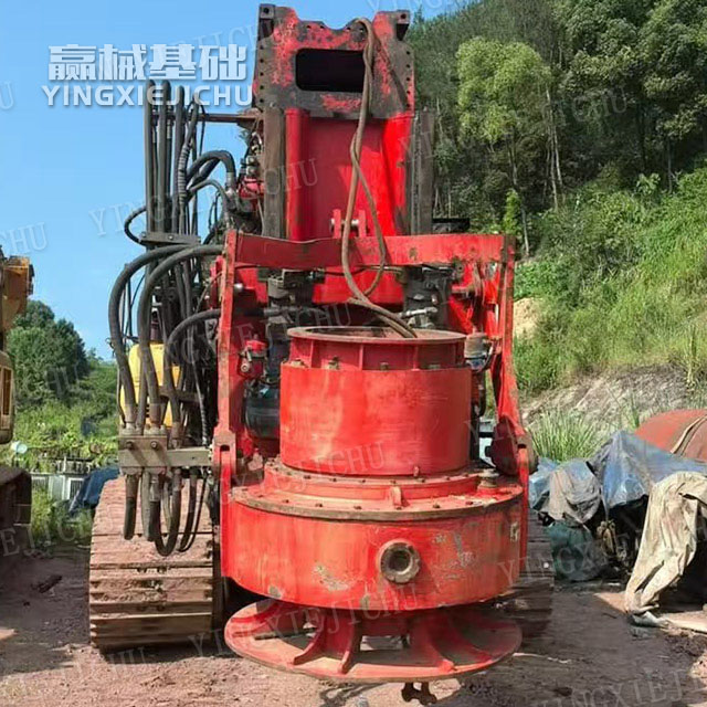 High drilling efficiency Fast hole forming Anti-fatigue SR220 Rotary Drill Rig