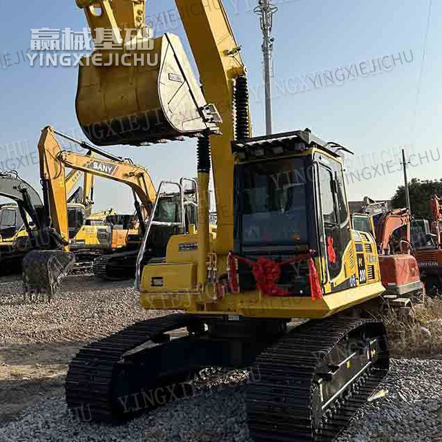 Quick Hydraulic Response High Resale Value Low Noise Komatsu PC200 Excavator