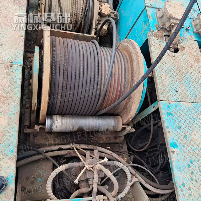 Smooth transitions Wide construction scope SWDM220 Rotary drill rig