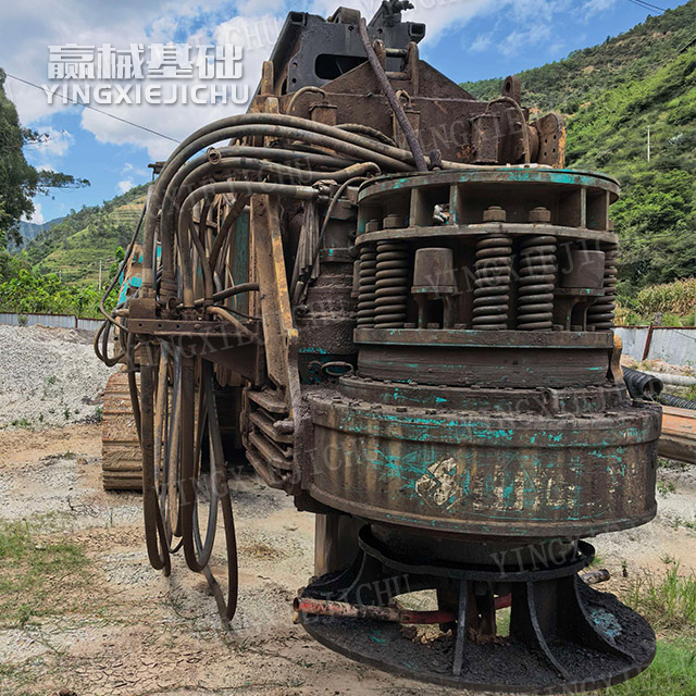High torque Automatic torque matching Large diameter SWDM36H Rotary drill rig