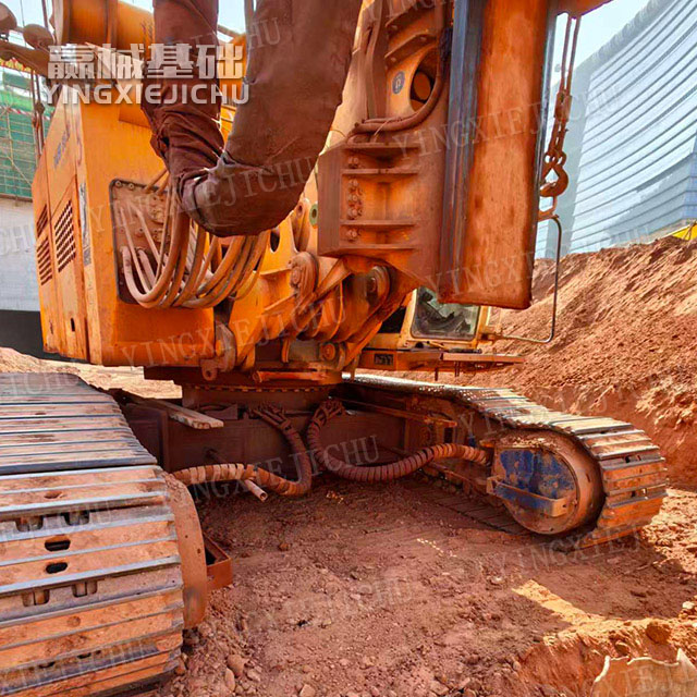 Stable hole-forming quality High loop efficiency BG30 Rotary Drill Rig