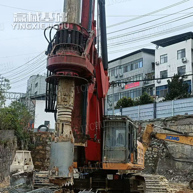Centralized lubrication Reduce operation and maintenance costs SR285 Rotary Drill Rig