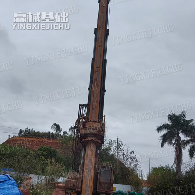Strong impact resistance Outstanding construction capability ZR360C-2 Rotary Drill Rig