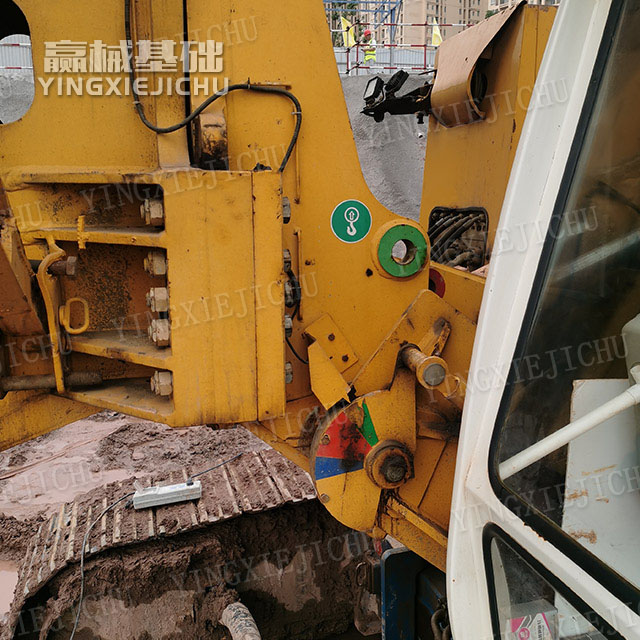 Quick scheduling High‑efficiency soil unloading low failure rate BG26 Rotary Drill Rig