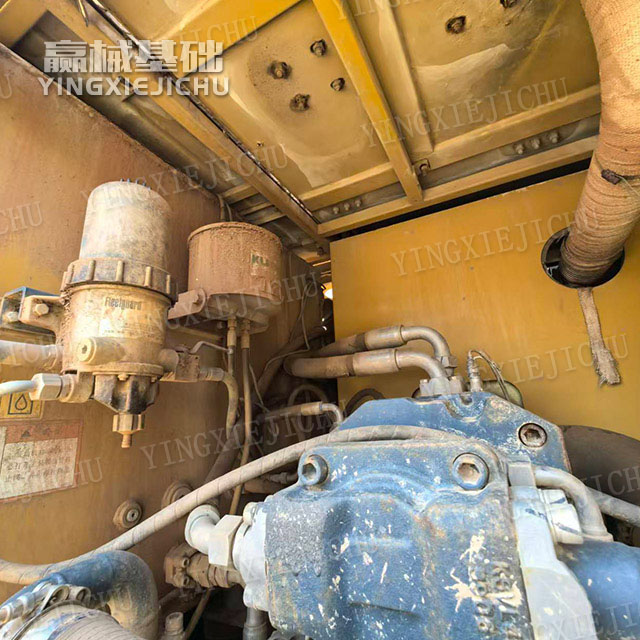 Fast dynamic response Impact resistance Fast hole forming XR200 Rotary drilling rig