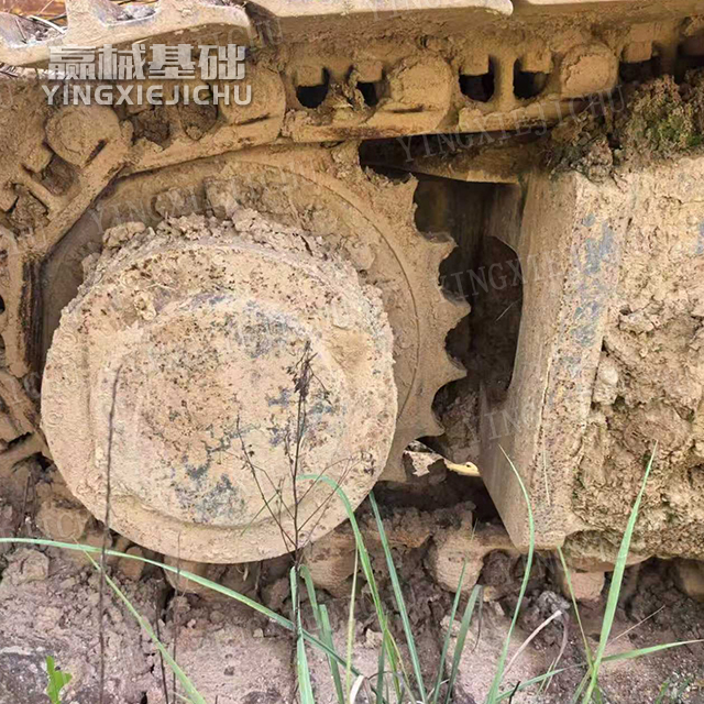 Strong construction capability Strong adaptability to working conditions XR220 Rotary Drill Rig