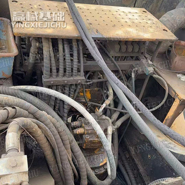 Strong stability low failure rate Smooth combined movements XR280D Rotary drilling rig