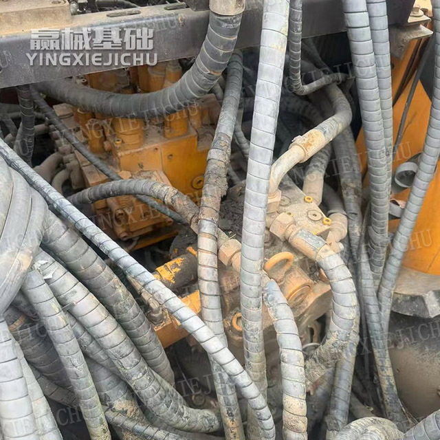 Efficient Hydraulics Impact resistance Durable structure SR150 Rotary Drill rig