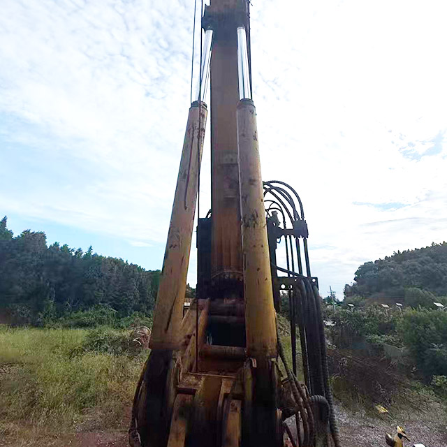 ·Improve construction accuracy Precise alignment with holes XR150 III Rotary Drill Rig