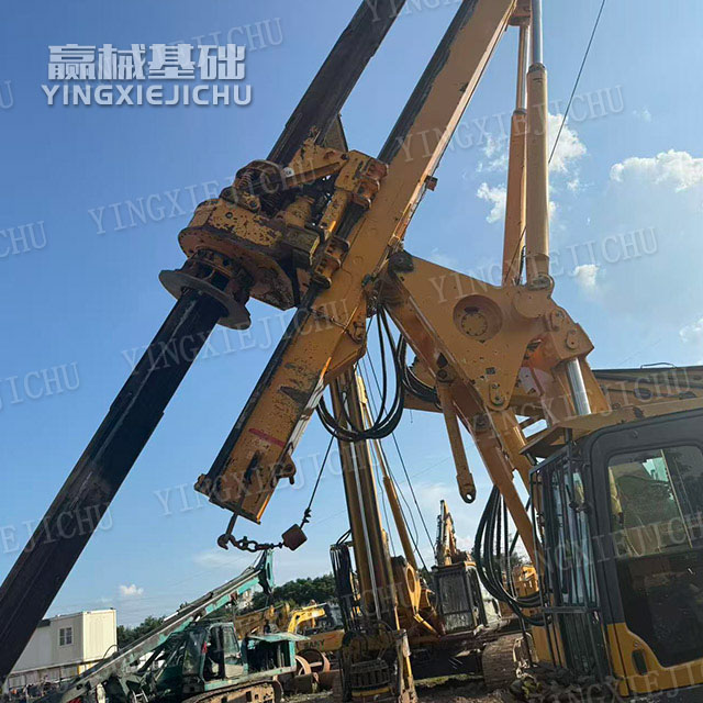 High torque deep pile Strong adaptability to working conditions XR180 Rotary drill rig