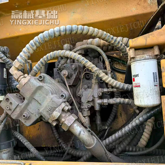 Dynamic stability Strong stability High drilling efficiency XR150 II Rotary Drill Rig
