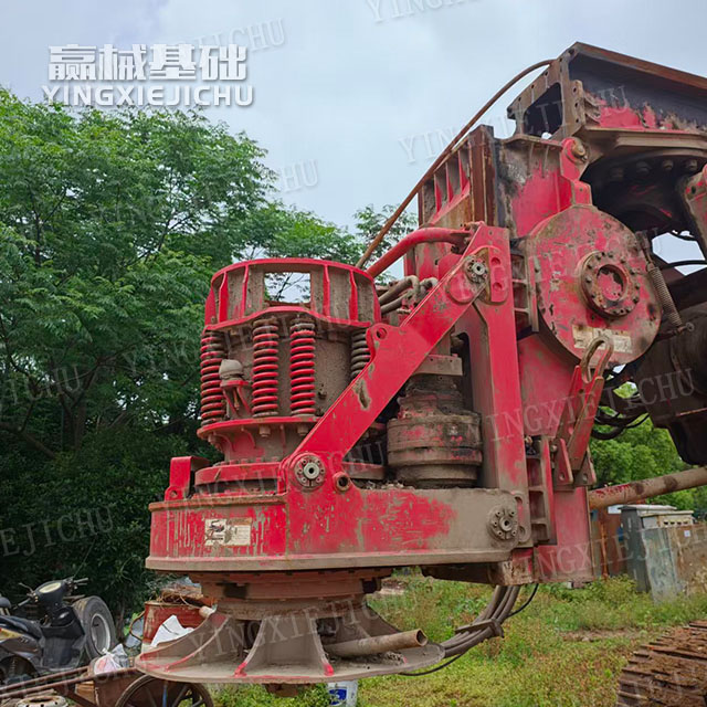 Fast dynamic response Durable structure Reliable power SR155-C10 Rotary Drill Rig