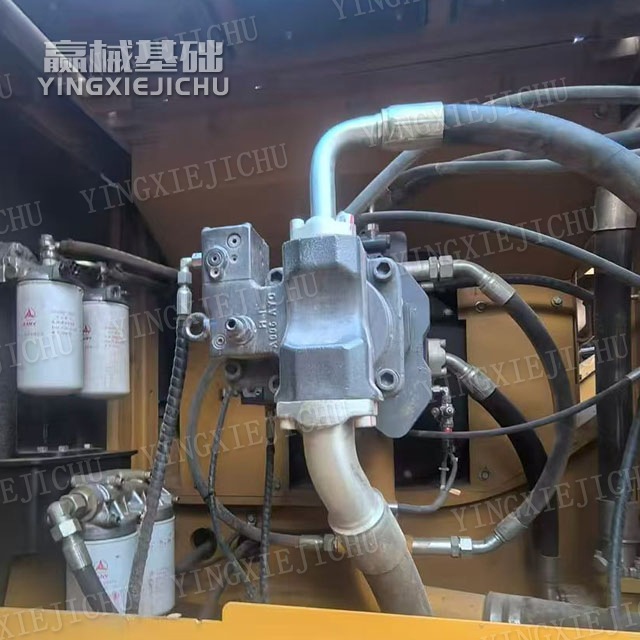 Adequate power reserve Stable hole-forming quality Sr235 Rotary Drill Rig
