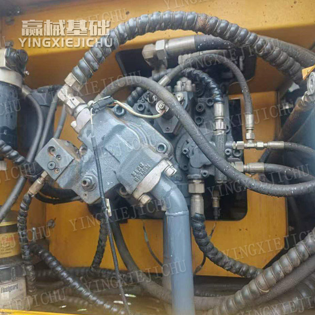 Dynamic stability Wide adaptability High loop efficiency XR160 Rotary Drill Rig