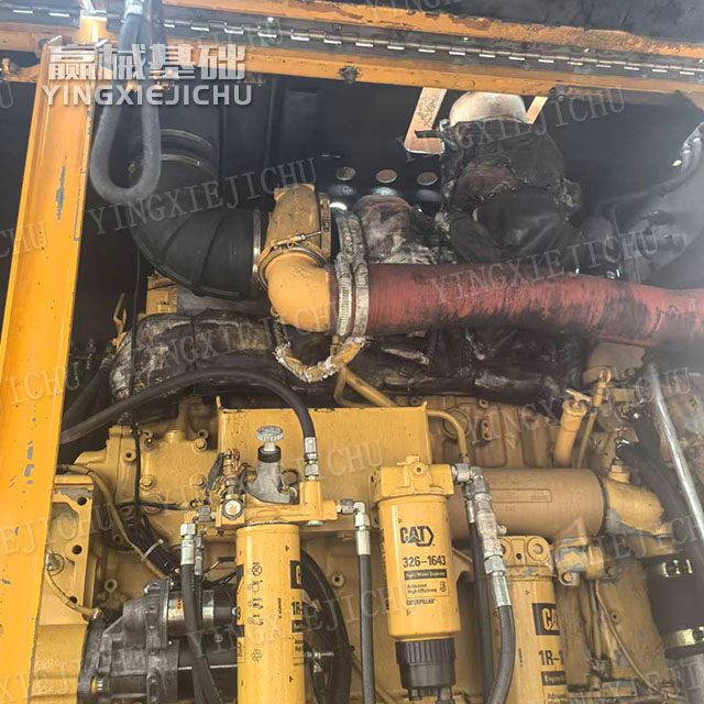 Strong stability Highly adaptable Efficient Hydraulics BG38 Rotary Drill Rig