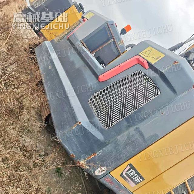 Sufficient torque Fast hole forming High loop efficiency XR138 Rotary Drill Rig