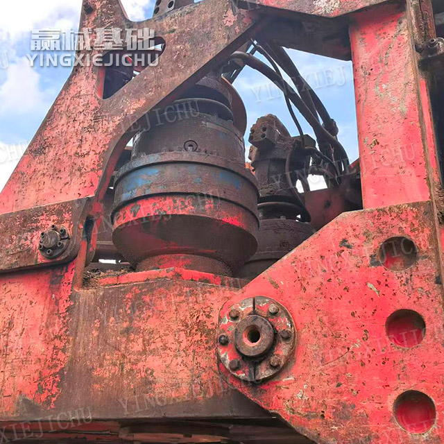 Dynamic stability Strong construction capabilitySmooth transitions SR280 Rotary drilling rig
