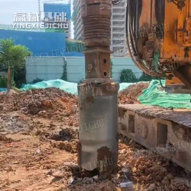 Convenient transit‑site movement Construction in complex terrain BG25 Rotary Drill Rig