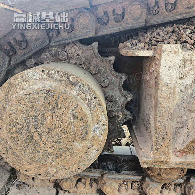Ample power reserve Good trafficability Strong adaptability YTR230 Rotary Drill Rig