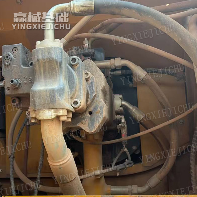 Impact resistance Single-hole efficiency is high SR235 Rotary drilling rig