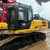Centralized lubrication Single-hole efficiency is high Smooth transitions SR155 Rotary Drill Rig