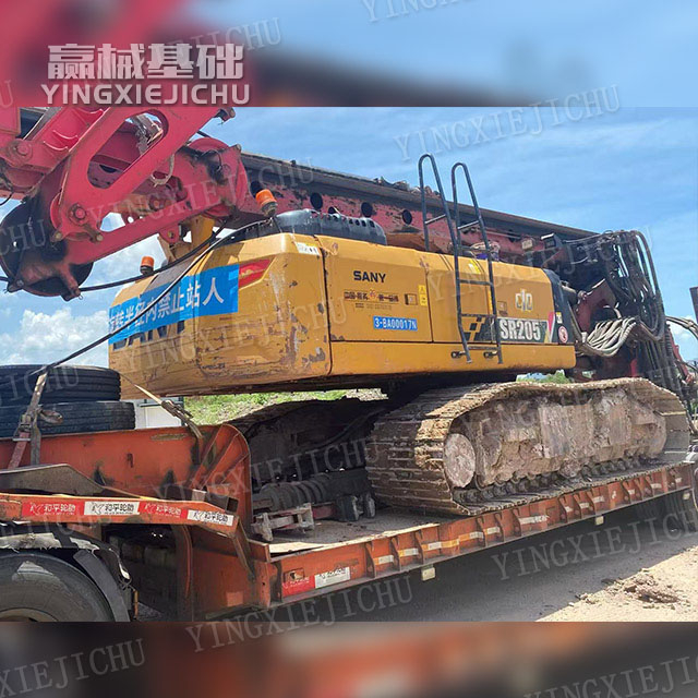 Strong construction capability Construction in complex terrain SR155-C10 Rotary Drill Rig
