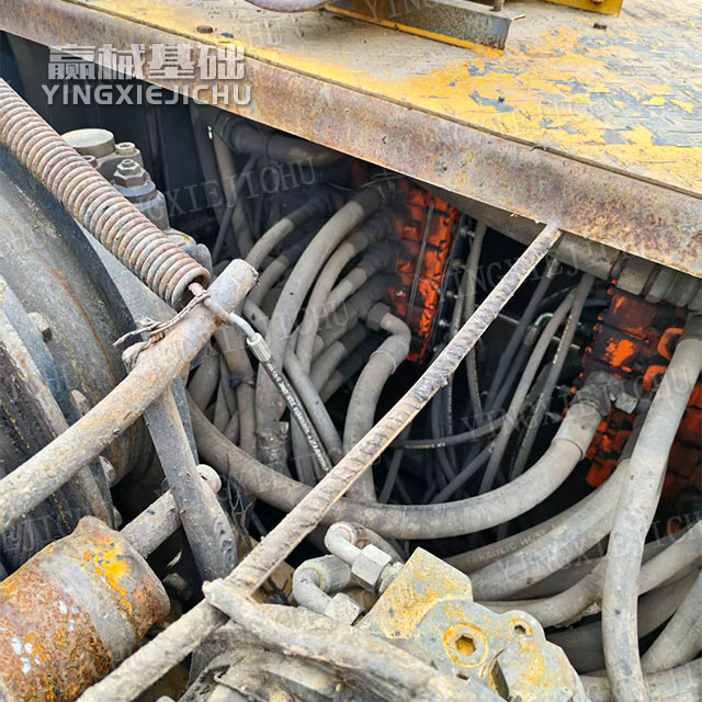 Excellent Trafficability Time-saving And Efficient Heavy Duty Power Head TQ325 Rotary Drill Rig