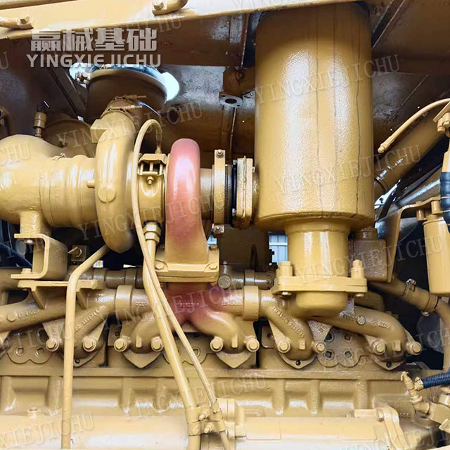 Strong Overload Capability Heavy Duty Chassis Caterpillar D8K Bulldozer